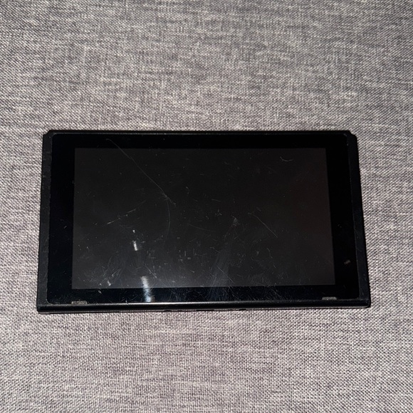 Nintendo switch Gaming Console - Picture 2 of 6